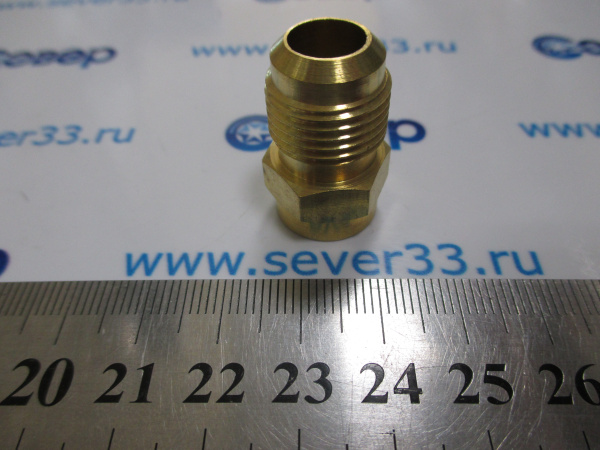 Соединитель латунь под пайку 3/8